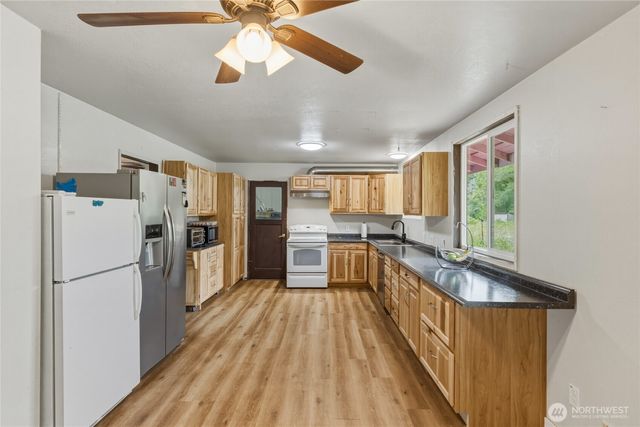 224 Brim Creek Road, Vader, WA 98593
