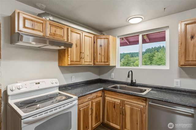 224 Brim Creek Road, Vader, WA 98593