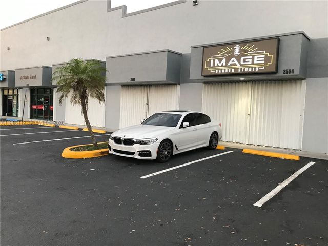 8353 W 26th Ave 10-B, Hialeah, FL 33016