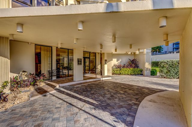 2800 N OCEAN Drive A-10D, Singer Island, FL 33404
