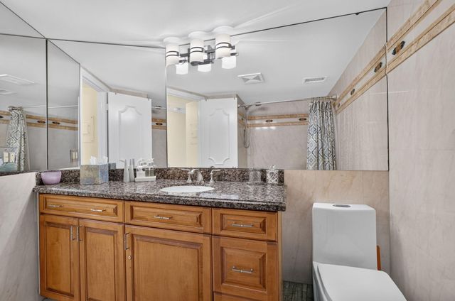 2800 N OCEAN Drive A-10D, Singer Island, FL 33404