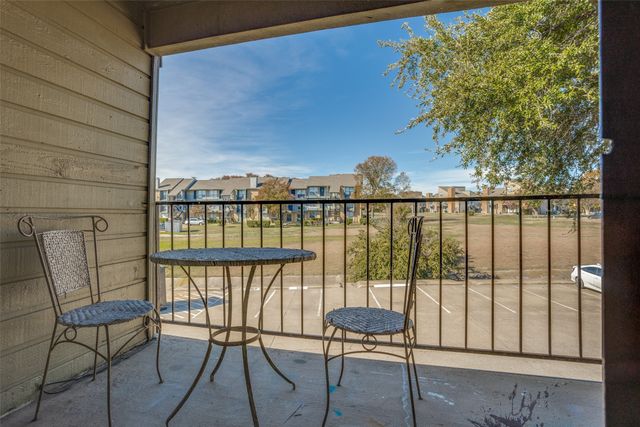 5913 Lake Hubbard Parkway 221, Garland, TX 75043