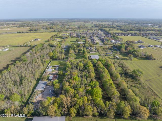 3525 W Gloria Switch Road, Church Point, LA 70525