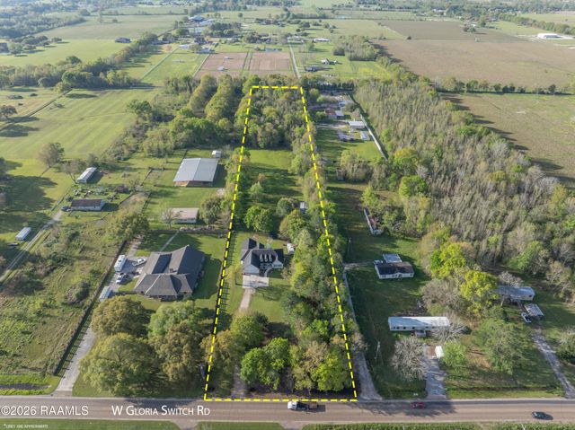 3525 W Gloria Switch Road, Church Point, LA 70525