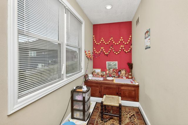 1306 NE 45th Street, Ankeny, IA 50021
