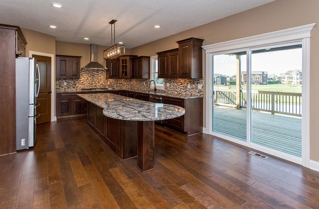 1306 NE 45th Street, Ankeny, IA 50021