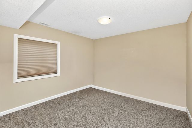 1306 NE 45th Street, Ankeny, IA 50021