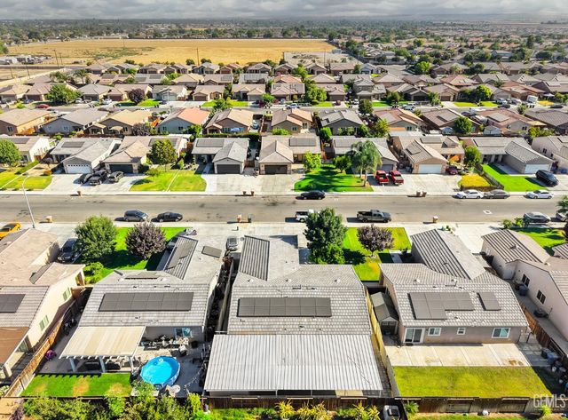 411 Darling Point Drive, Bakersfield, CA 93307