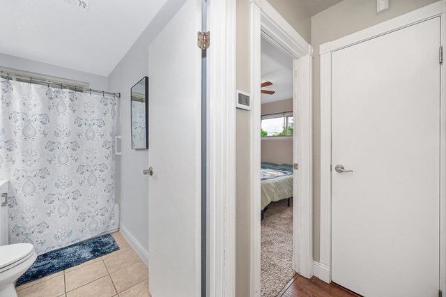 7042 Larchmont Dr, North Highlands, CA 95660