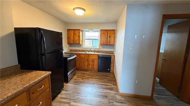 22 Adrian Ave 2, West View, PA 15229