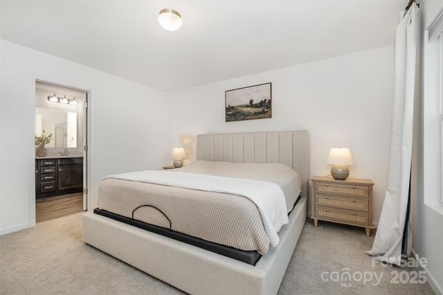 3048 Pinehills Way, Mount Holly, NC 28120