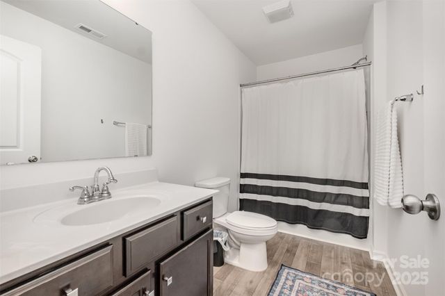 3048 Pinehills Way, Mount Holly, NC 28120