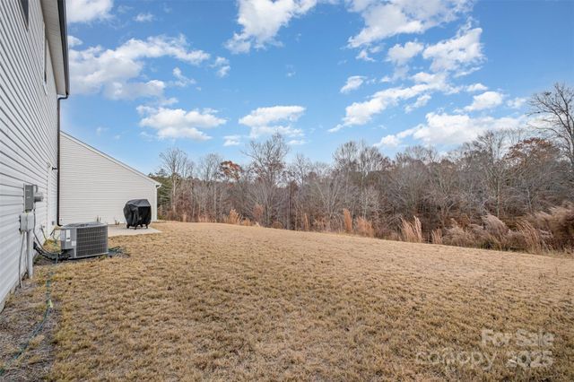 3048 Pinehills Way, Mount Holly, NC 28120