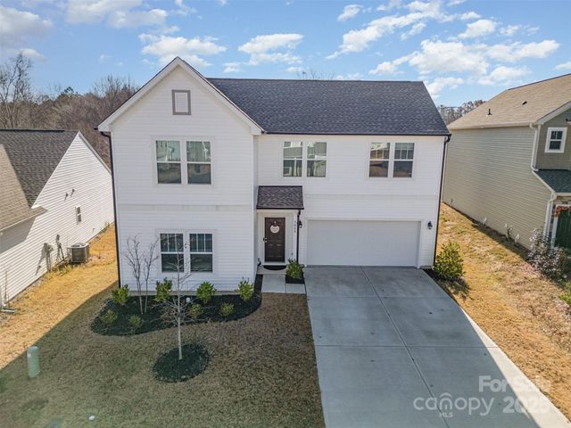 3048 Pinehills Way, Mount Holly, NC 28120
