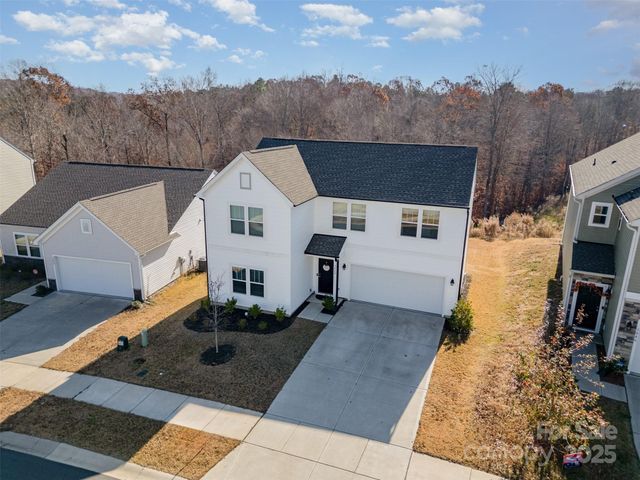 3048 Pinehills Way, Mount Holly, NC 28120