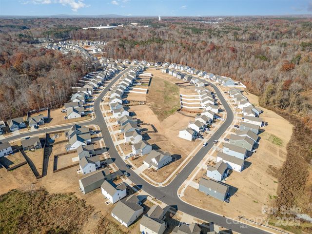 3048 Pinehills Way, Mount Holly, NC 28120