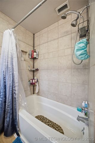 215 E Fuller Street, Tahlequah, OK 74464