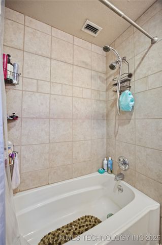 215 E Fuller Street, Tahlequah, OK 74464