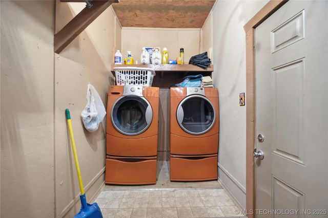 215 E Fuller Street, Tahlequah, OK 74464