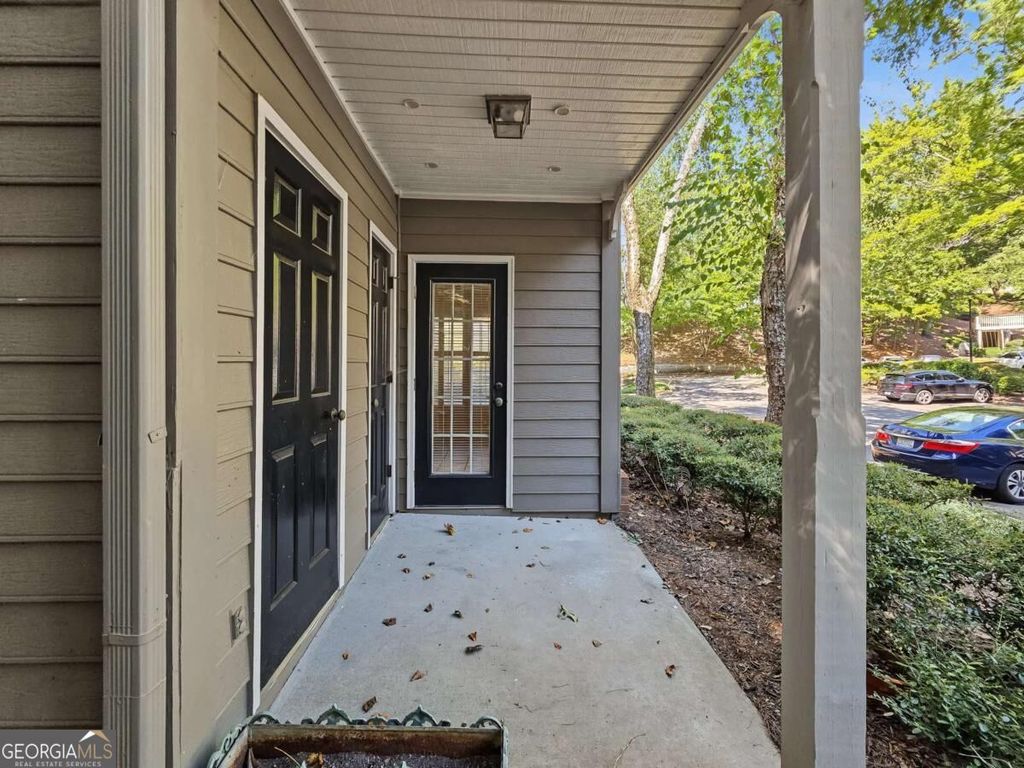 306 Bainbridge Drive, Sandy Springs, GA 30327 — photo 3