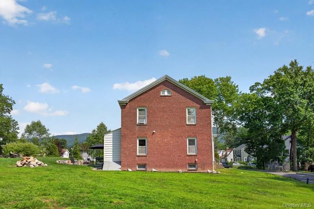 36 W Center Street, Beacon, NY 12508