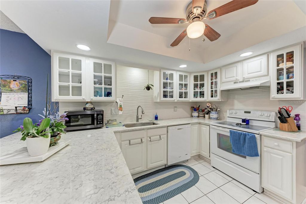Image 17 of property listing at 6207 COURTSIDE DRIVE 23, Bradenton, FL 34210