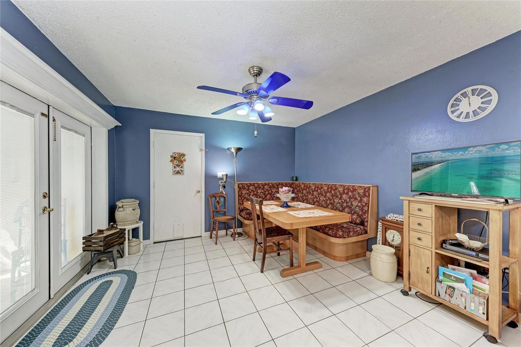 Image 20 of property listing at 6207 COURTSIDE DRIVE 23, Bradenton, FL 34210