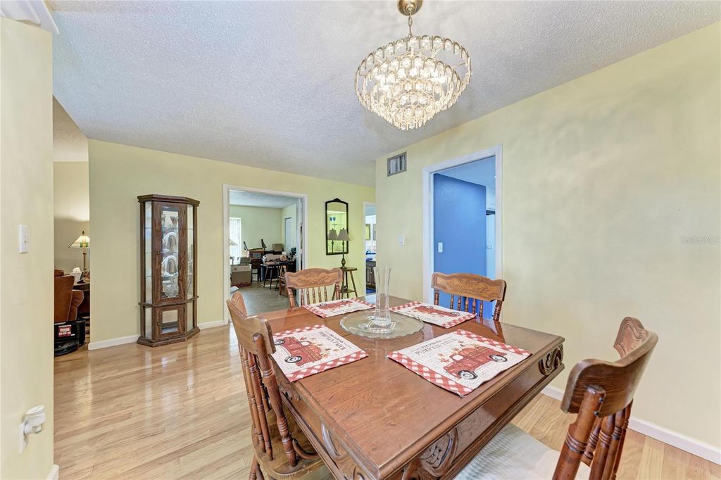 Image 24 of property listing at 6207 COURTSIDE DRIVE 23, Bradenton, FL 34210