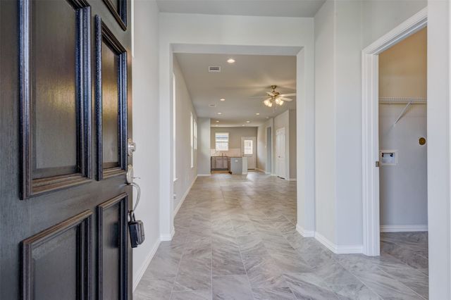 2202 Windy Grove Drive, Texas City, TX 77568