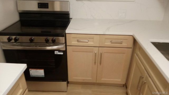 215 Fox Run Lane, Carmel, NY 10512