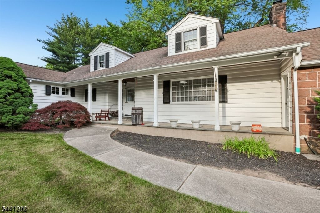 14 Saddle River Ro, Woodcliff Lake Boro, NJ 07677 — photo 4