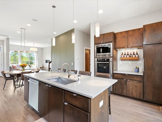 8431 E 33rd Avenue, Denver, CO 80238