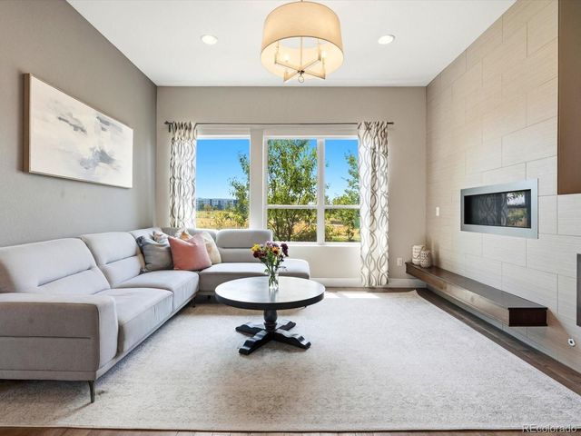 8431 E 33rd Avenue, Denver, CO 80238