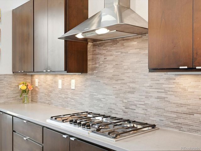 8431 E 33rd Avenue, Denver, CO 80238
