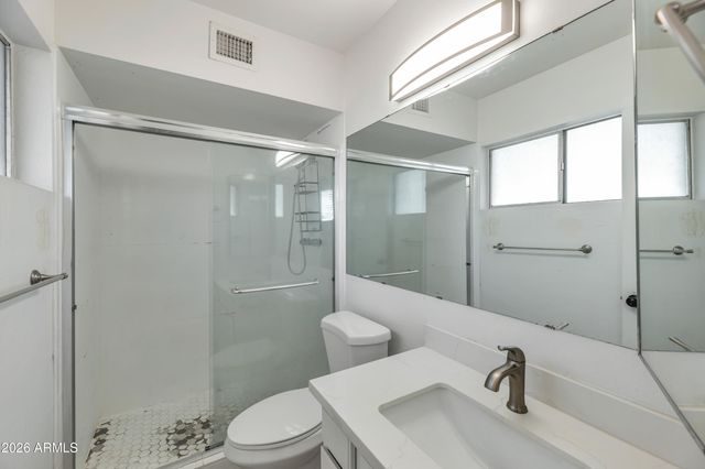 749 E MONTEBELLO Avenue 229, Phoenix, AZ 85014