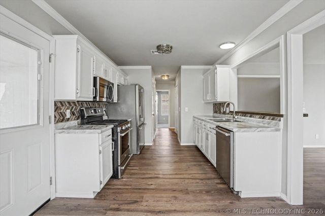 3752 S 214th East Avenue, Broken Arrow, OK 74014