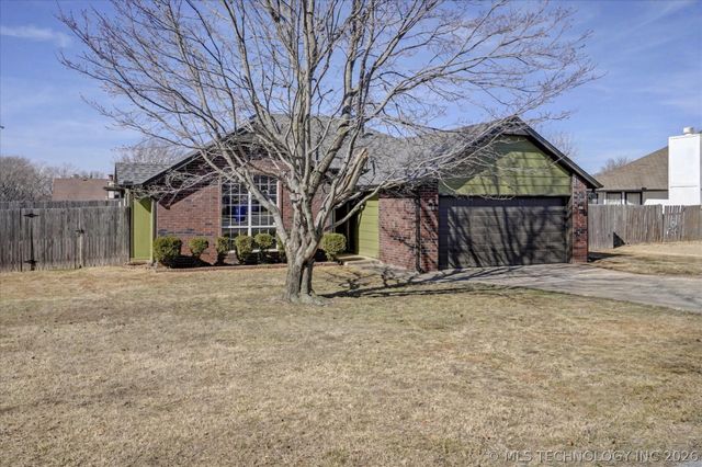 3752 S 214th East Avenue, Broken Arrow, OK 74014