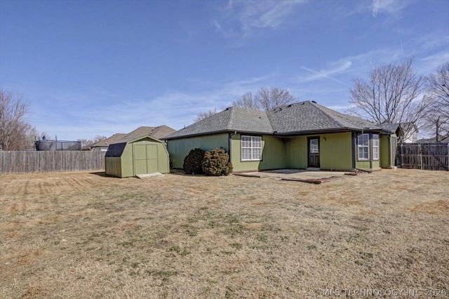 3752 S 214th East Avenue, Broken Arrow, OK 74014
