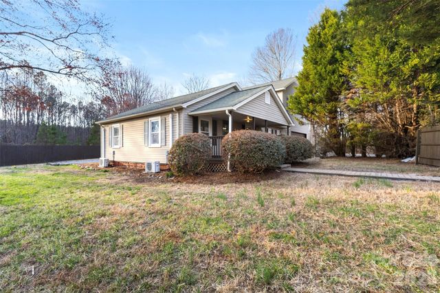 1751 Robert Martin Road, Catawba, NC 28609