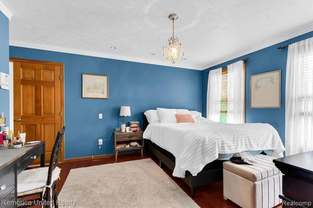 9422 Deer Creek Court, Brighton, MI 48114