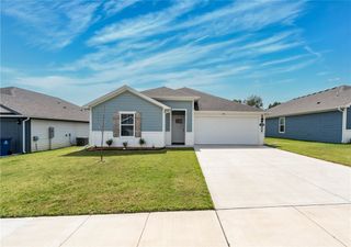1309 W Chavis Street, Gentry, AR 72734