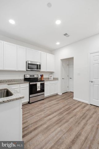 124 RIVERSIDE DR, Chester, MD 21619