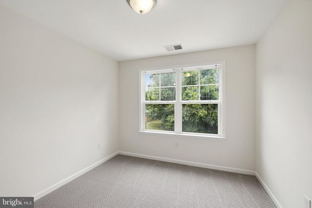 124 RIVERSIDE DR, Chester, MD 21619