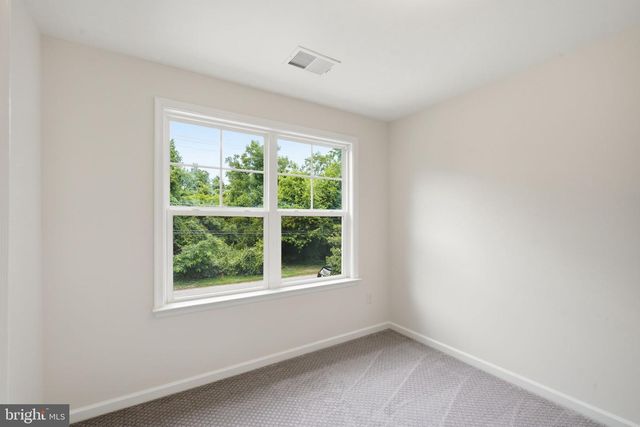 124 RIVERSIDE DR, Chester, MD 21619