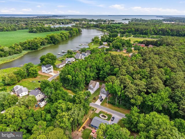 124 RIVERSIDE DR, Chester, MD 21619