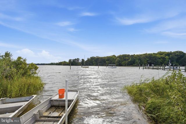 124 RIVERSIDE DR, Chester, MD 21619