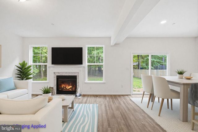 124 RIVERSIDE DR, Chester, MD 21619