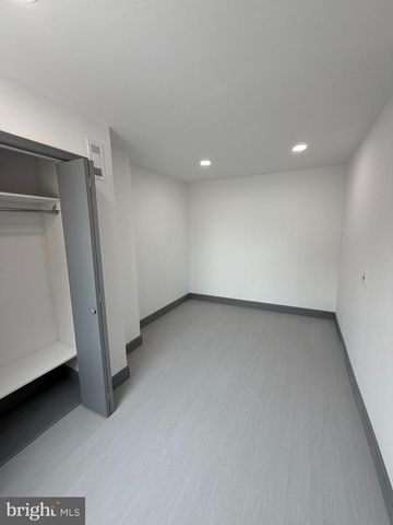 1175 S 10TH ST, Philadelphia, PA 19147