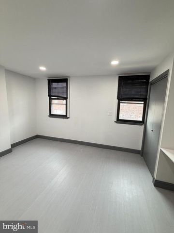 1175 S 10TH ST, Philadelphia, PA 19147