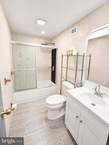 1175 S 10TH ST, Philadelphia, PA 19147